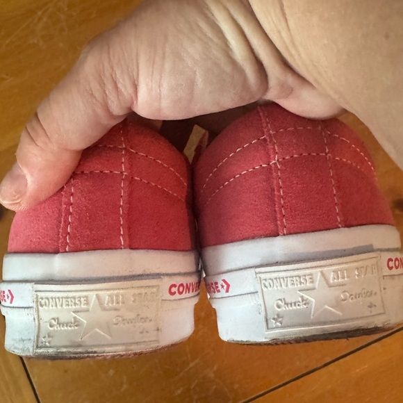 Converse Pink Unisex Sneakers - Picture 8 of 8